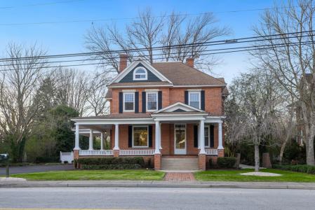 6724 South Quay Road, Suffolk, Virginia 23437, USA