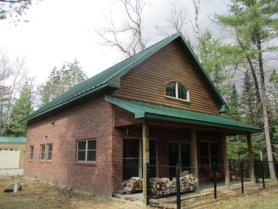 10719 Arrow Drive, Grayling, Michigan 49738, USA