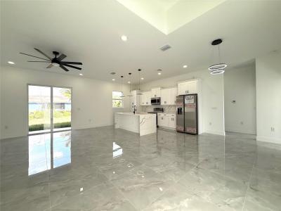 4218 3rd St, Lehigh Acres, Florida 33971, Estados Unidos