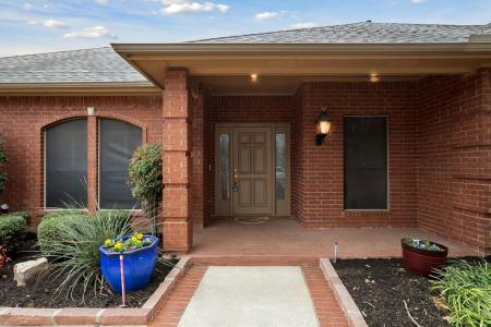 1012 Indian Ridge, Denton, Texas 76205, USA