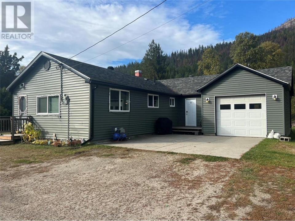 515 MAIN STREET, Slocan, קולומביה הבריטית V0G 2C0, קנדה