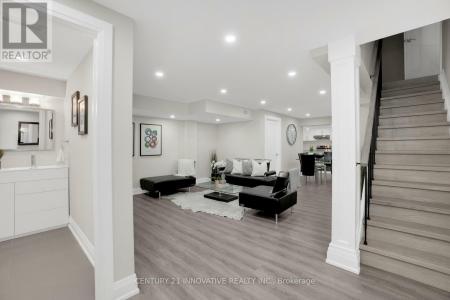 285 FOSSIL HILL ROAD, Vaughan (vellore Village), オンタリオ L4H 2X5, カナダ