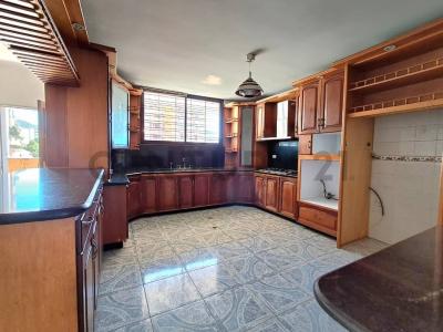 Calle La Haciendita Edificio Terrranova, Turmero, Aragua 2115, ベネズエラ