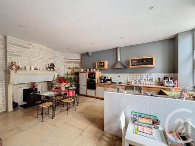Bar Sur Aube, Champagne-Ardenne 10200, צרפת