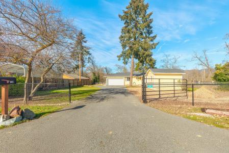920 W Park Street, Grants Pass, Oregon 97527, USA