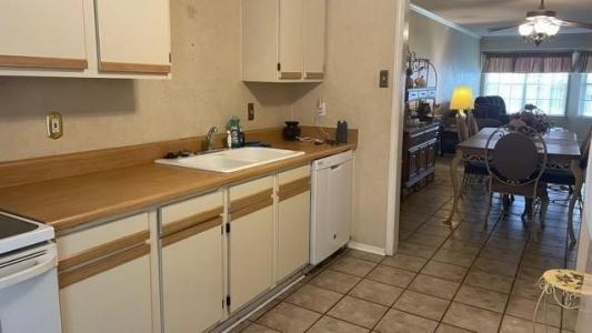 901 JOE YENNI Boulevard B4, Kenner, Louisiane 70065, États-Unis