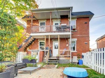 359-361 Rue Lebeau, Saint-Jérôme, Quebec J7Y 2M5, Kanada