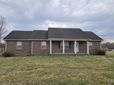 315 Peggy Dr, Cedar Hill, Tennessee 37032, USA