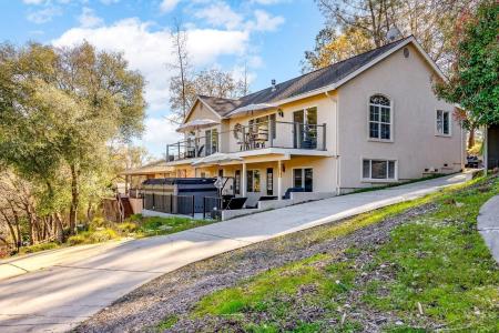 22957 Sunset Ridge Drive, Auburn, California 95602