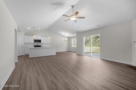 165 Vista Cay Drive, Hubert, Caroline Du Nord 28539, États-Unis