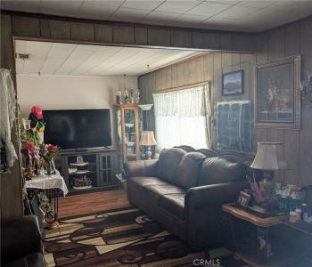 265 E Commonwealth Avenue, San Jacinto, Калифорния 92583, Соединенные Штаты