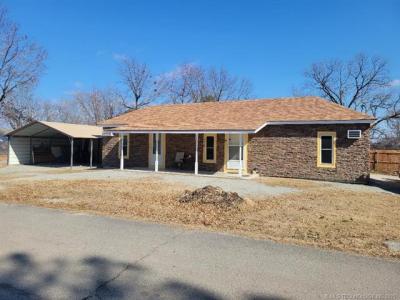 718 N G Street, Eufaula, Oklahoma 74432-1832, États-Unis