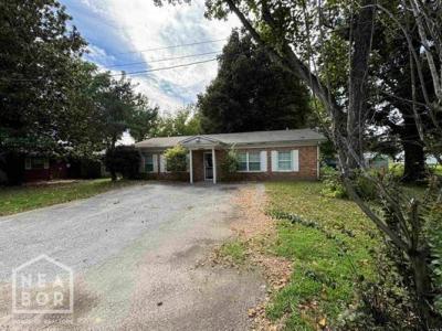 153 N Hickory, Piggott, Arkansas 72454