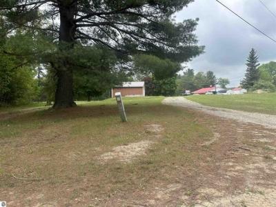 1866 W Ludington, Farwell, Michigan 48622, Estados Unidos