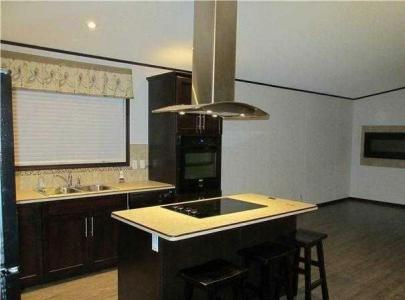10404 93 STREET, Peace River, Альберта T8S 1P3, Канада