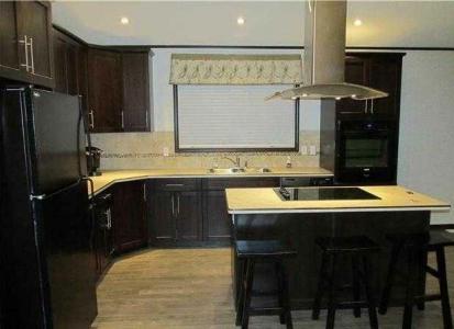 10404 93 STREET, Peace River, Альберта T8S 1P3, Канада