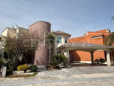 Casa en Venta Fraccionamiento el Conchis, amplio jardin 1,, San Pedro Cholula, Puebla 72760, México