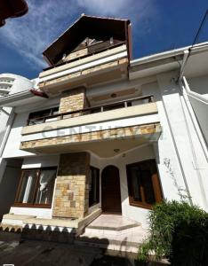 Zona oeste Barrio Urbari calle aruma 61, Oeste, Santa Cruz 0000, ボリビア