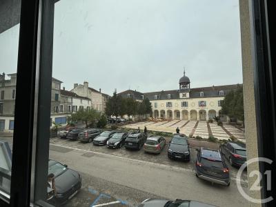 Bar Sur Aube, Champagne-Ardenne 10200, Francia
