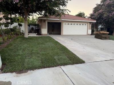 1041 S Helena St, Colton, California 92324, USA