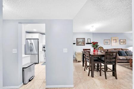 6475 W Oakland Park Boulevard #105, Lauderhill, Flórida 33313, Estados Unidos