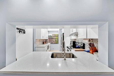 6475 W Oakland Park Boulevard #105, Lauderhill, Flórida 33313, Estados Unidos