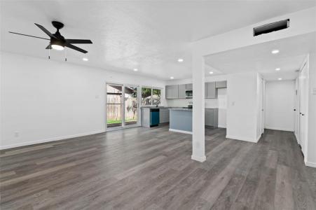 E 2068 Peters Colony RD, Carrollton, Техас 75007, Соединенные Штаты