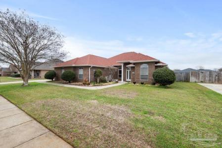 1699 Brightleaf Cir, Cantonment, Florida 32533