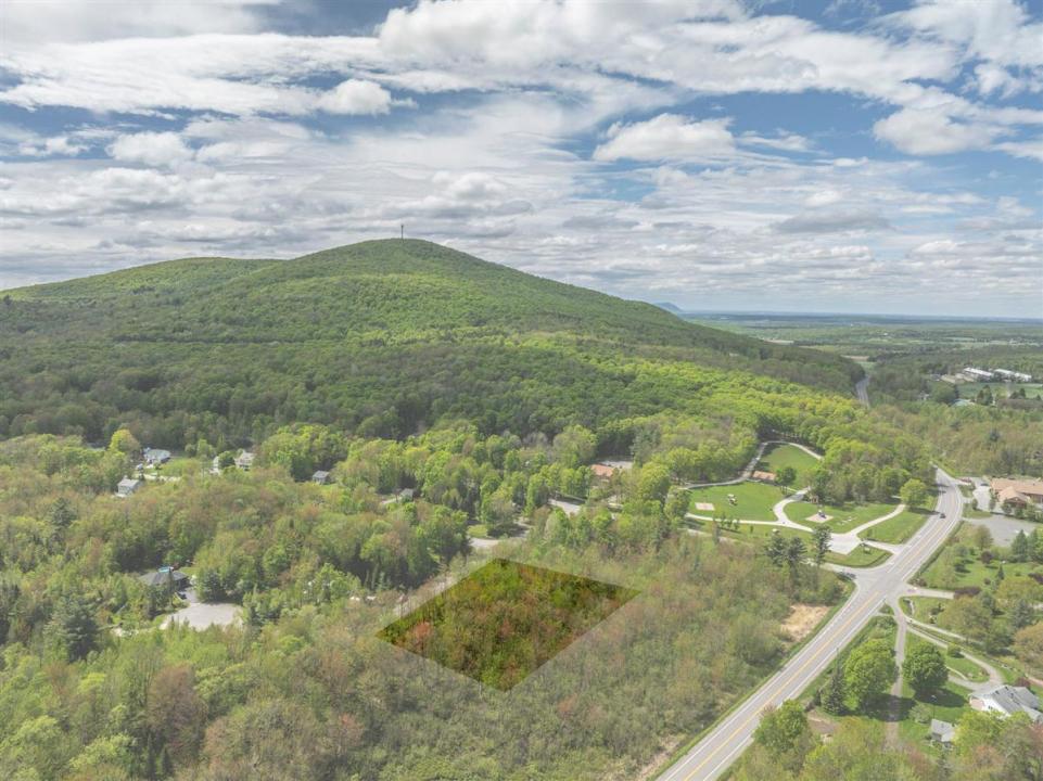 15 Rue du Marais, Shefford, Quebec J2M 1J3, Canada