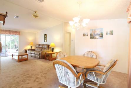 1140 SE Oak Grove Ter, Lot 159, Crystal River, Floride 34429, États-Unis