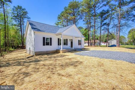 2858 North Independence, Montross, Virginie 22520, États-Unis