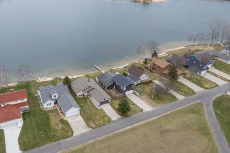 7350 Holiday Dr., Canadian Lakes, Michigan 49346, Estados Unidos