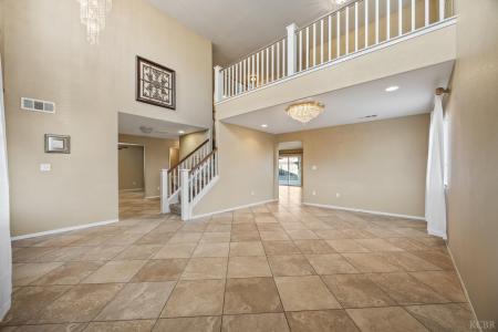 1832 Santa Maria Avenue, Porterville, California 93257, Stati Uniti