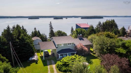 100 MEISNERS POINT ROAD, Ingramport, Nova Scotia B3E 3Z3, Canada