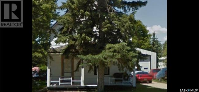 212 MAIN STREET, Stoughton, Saskatchewan S0G 4T0, Canada