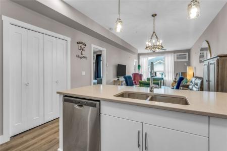3090 BURTCH ROAD, Kelowna, British Columbia V1W 5G9, Canada