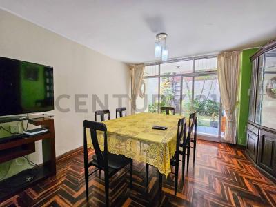 Calle Jacinto,Urb. Gamarra de León , Lima, Lima 00001, Peru