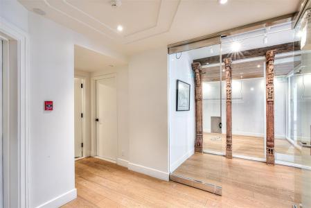 315  Rue du St-Sacrement, Montréal (Ville-Marie), Québec H2Y 1Y1, Canada