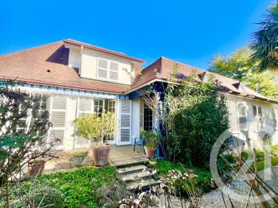 Pau, アキテーヌ 64000, アキタン