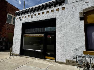 20 W SIDE Square, Macomb, Illinois 61455, Estados Unidos