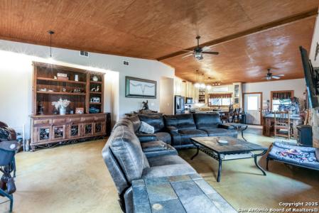 486 County Road 333, Sutherland Springs, Texas 78161, USA