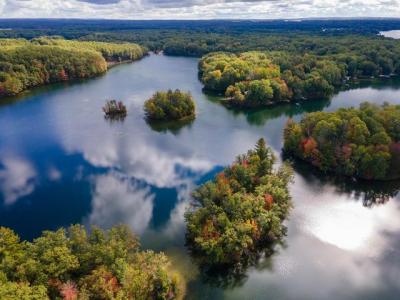 11490 Alpine Road, Canadian Lakes, Michigan 49346, USA
