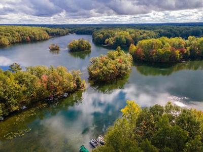 11490 Alpine Road, Canadian Lakes, Michigan 49346, USA