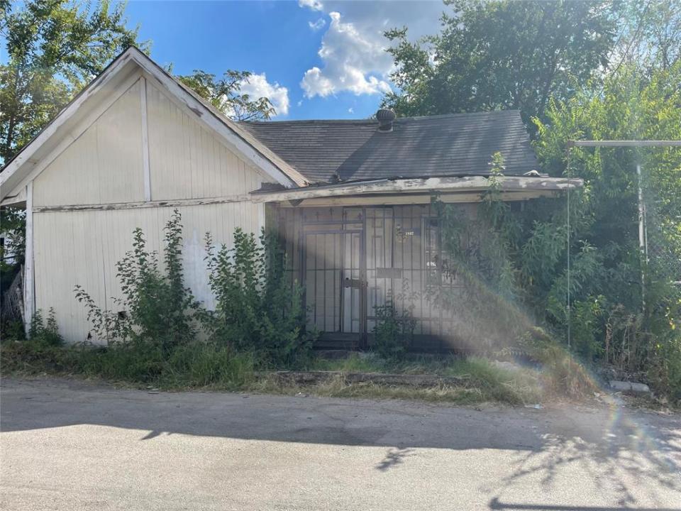 1807 S Malcolm X Boulevard, Dallas, Texas 75226