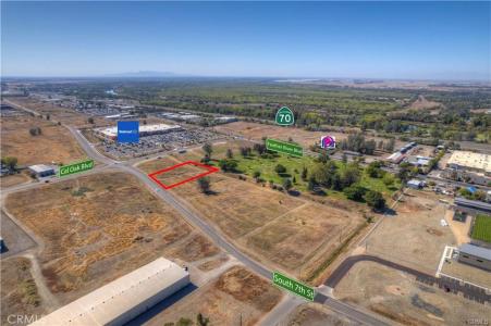 7th Avenue W, Oroville, California 95965