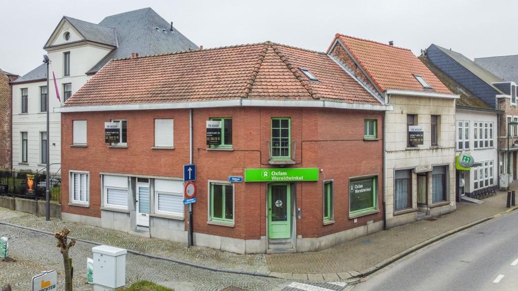 Kerkstraat 11, Merchtem, 1785, Belçika