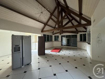 Lassay Les Chateaux, 盧瓦爾河地區 53110, 法國