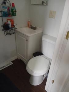 196 Frederick Street, Bristol, Connecticut 06010, USA