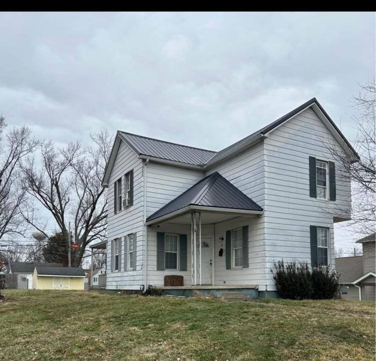 52 Wood Ave, Jackson, Ohio 45640, Estados Unidos