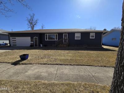 312 2nd Street, Ellendale, Kuzey Dakota 58436, Amerika Birleşik Devletleri